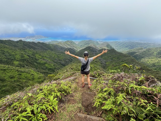 Tetine Sentell hiking