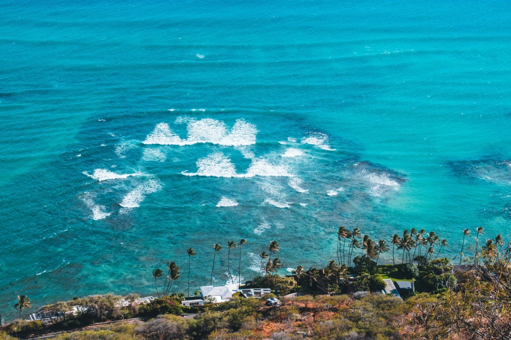 Hawaii coastline with beautiful bright blue water